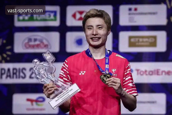 3个关键点，带你回顾石宇奇亚锦赛夺冠的震撼时刻与观赛体验